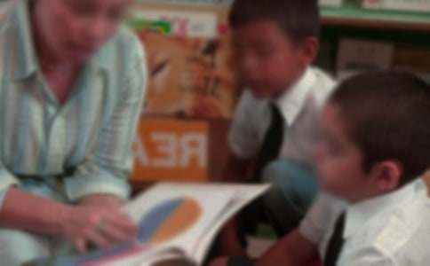 幼儿园小班游戏《网小鱼》教案（精选7篇）