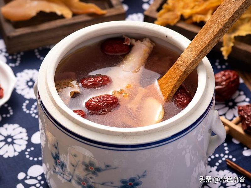 女性吃黑米有什么好处_黑米女人吃了有什么好处_女人常吃黑米会胖吗