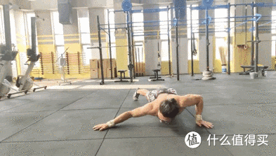 综合训练器 胸肌_胸肌训练器怎么用_胸肌训练器有用吗
