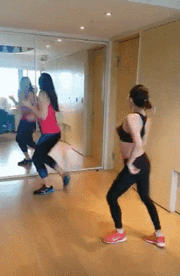 零基础尊巴健身_有氧拉丁基础教学视频_尊巴减肥效果