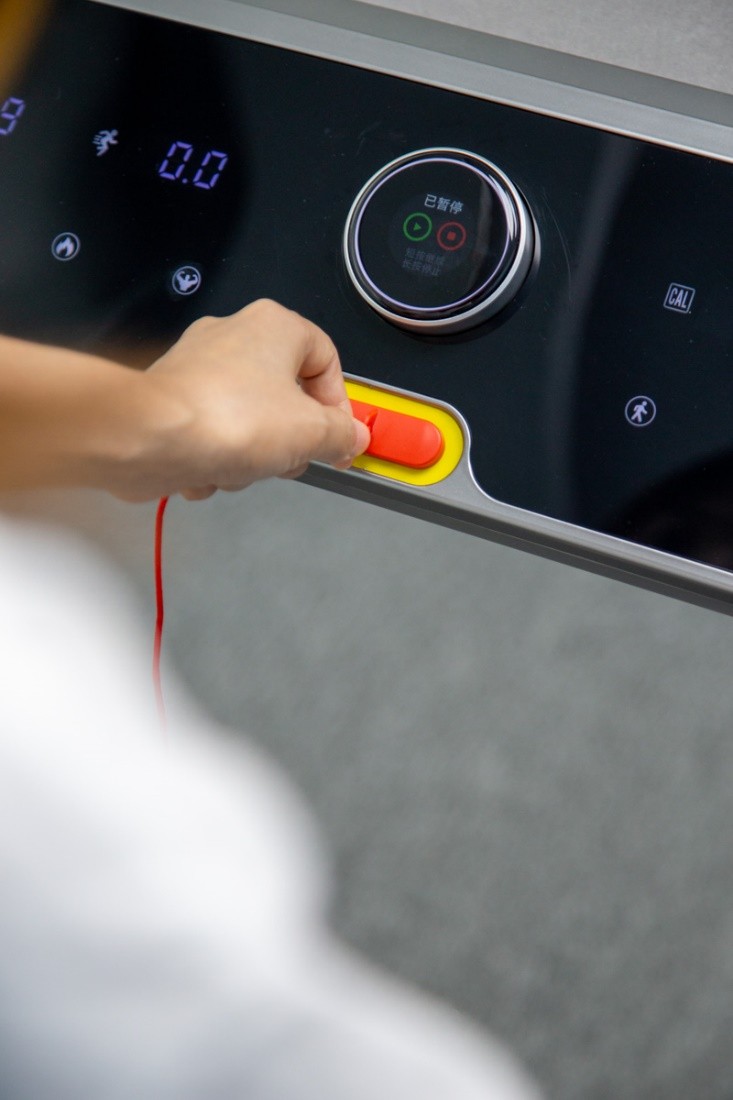 什么牌子跑步机质量好_荣耀亲选磁悬浮减震跑步机_可折叠跑步机推荐