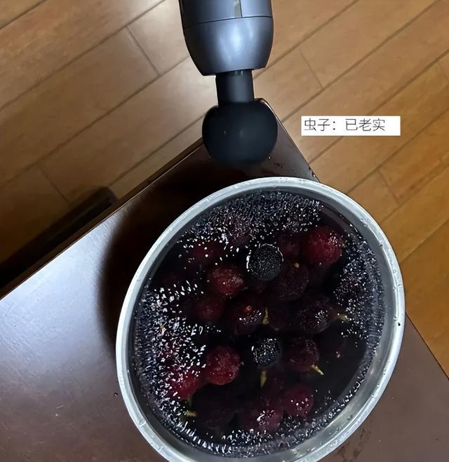 健身手套什么比较好_筋膜枪厨房妙用_筋膜枪家务使用