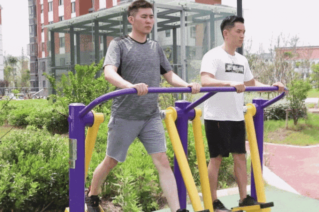 社区健身器材使用方法_上海社区公共体育设施_健身椅使用方法