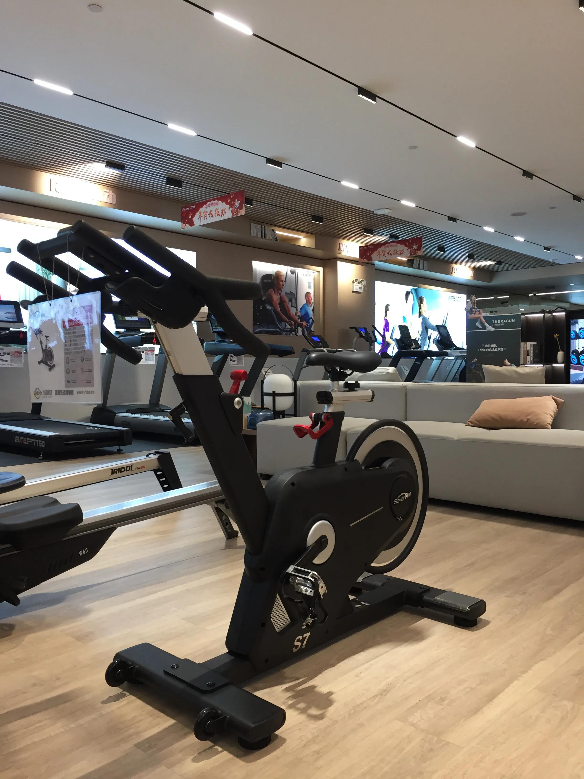 2025天天彩资料大全最新版 很多人在选购跑步机无从下手，今天给大家讲解一下选跑步机的要点