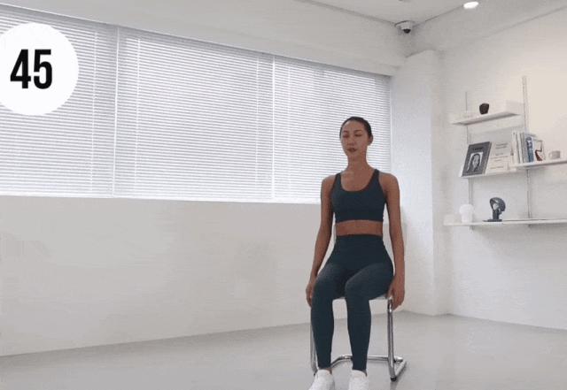 健身椅锻炼方法_办公室核心训练_椅子训练