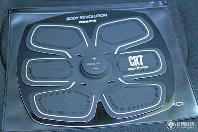 sixpad健身仪有用吗_EMS电流刺激肌肉原理_SIXPAD CR7智能家用增肌健腹仪