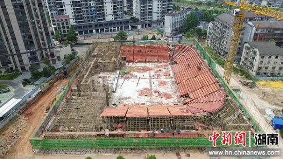 桃江一中体育馆建设项目。 胡卫红 摄