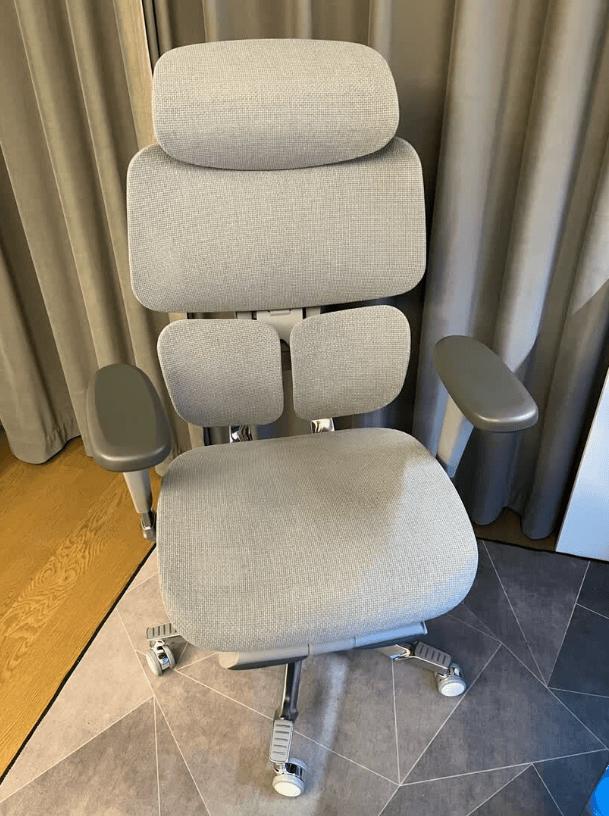 如何选择适合自己的好椅子_最新上下摇晃的健身椅_人体工学椅选购指南