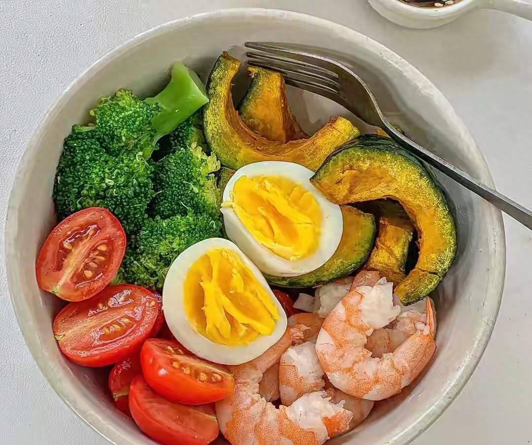 饮食运动睡眠改善腰围_减肥健美操40分钟_不用饿不用跑5公里4个月瘦40斤肚腩平了的三件事