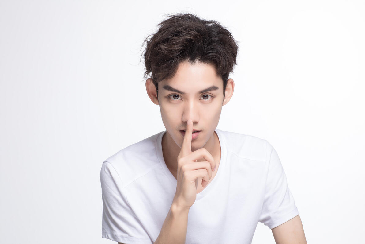 男士精华水选购技巧_男士抗皱紧致精华水推荐_男生收缩毛孔用什么好