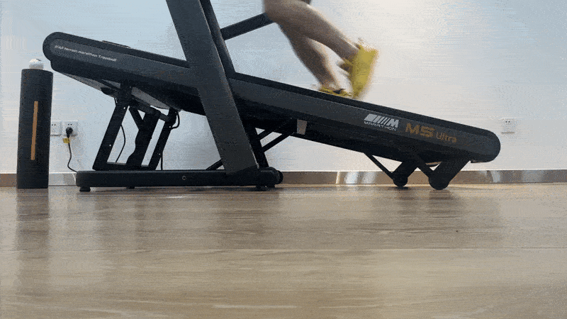 易跑M5Ultra测评_什么牌子的跑步机好?_跑步机坡度调节