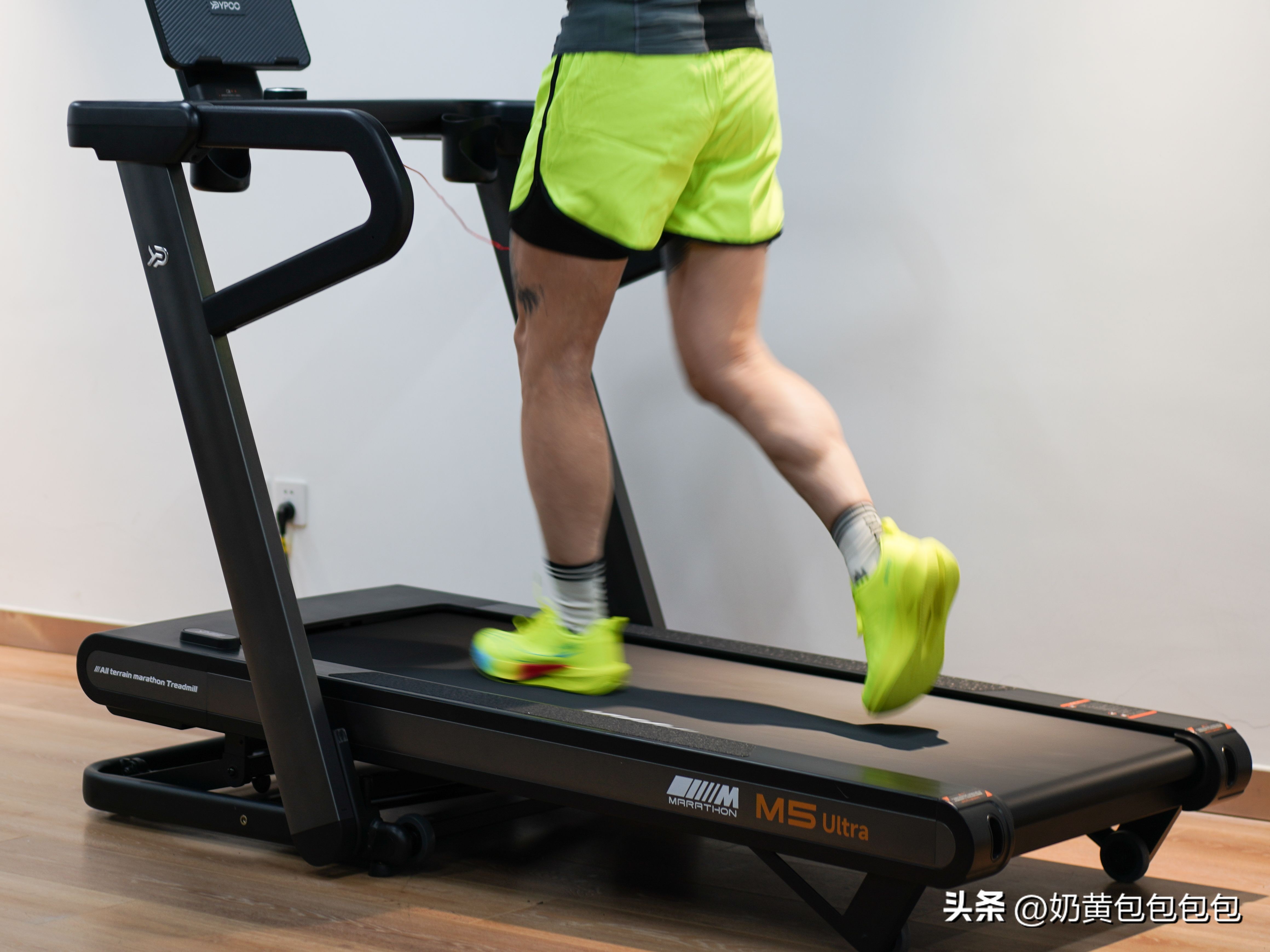 什么牌子的跑步机好?_易跑M5Ultra测评_跑步机坡度调节