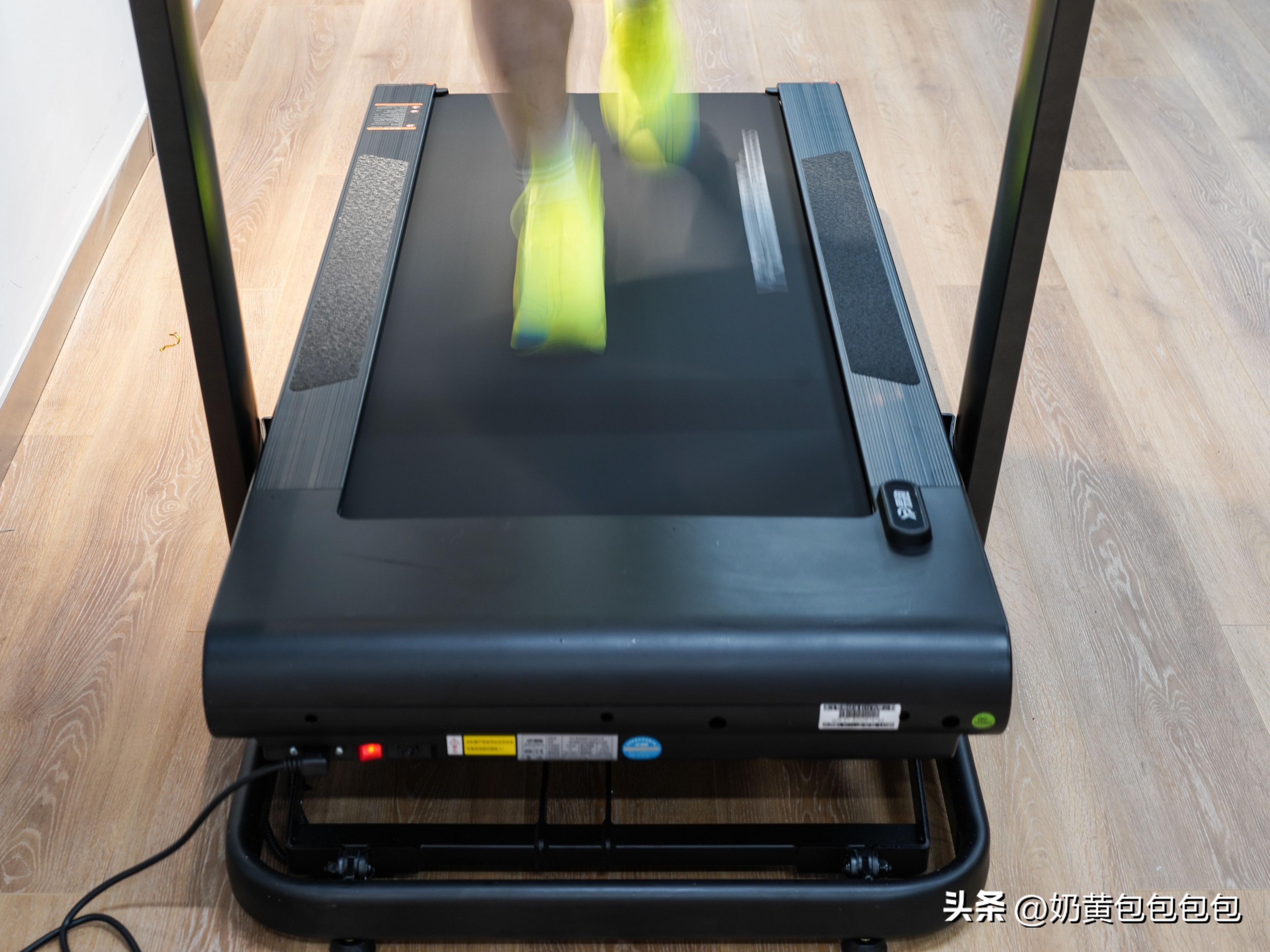 跑步机坡度调节_什么牌子的跑步机好?_易跑M5Ultra测评