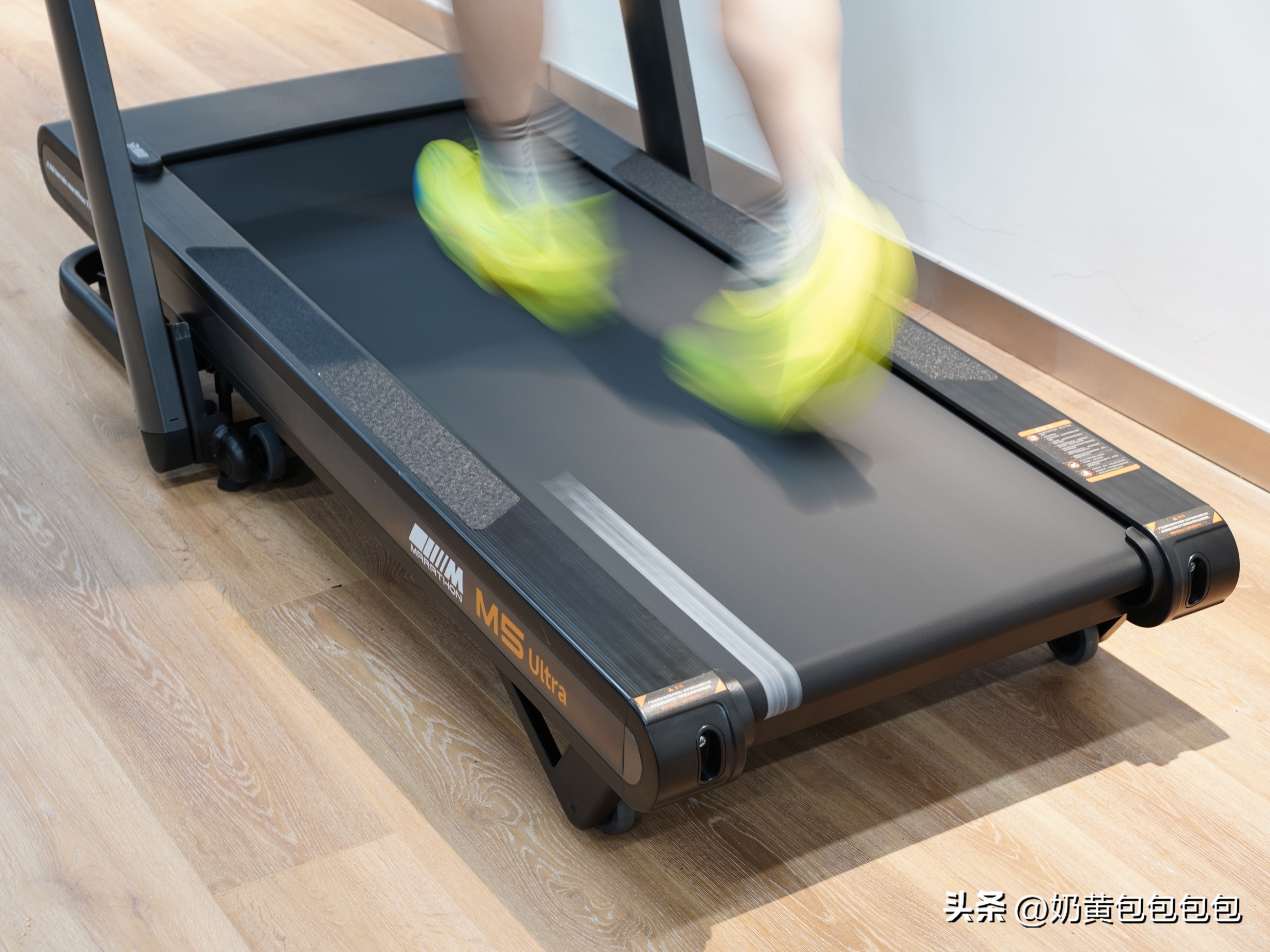 什么牌子的跑步机好?_易跑M5Ultra测评_跑步机坡度调节