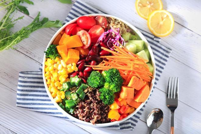 科学减脂食谱_减肥方法_瘦身健美操盘教学视频